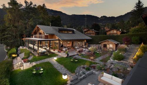 Double Room with Mountain View