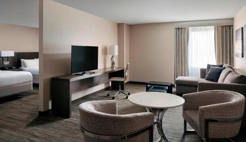 Executive Studio Suite