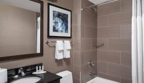 Guest Room, 1 King