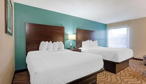 Queen Room with Two Queen Beds - Non-Smoking