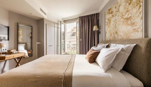 Elegance Room with balcony