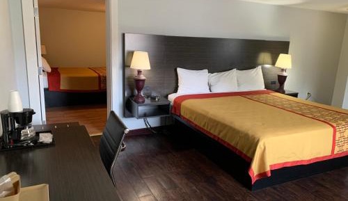 Two-Bedroom Suite - Non-Smoking