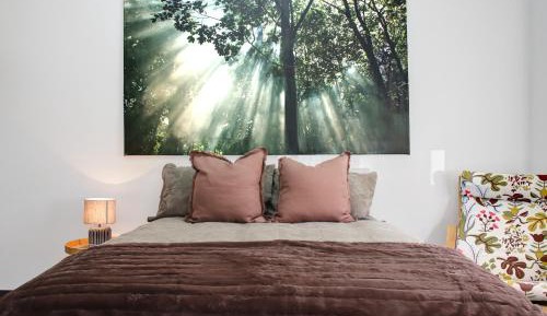 Queen Room with Shared Bathroom