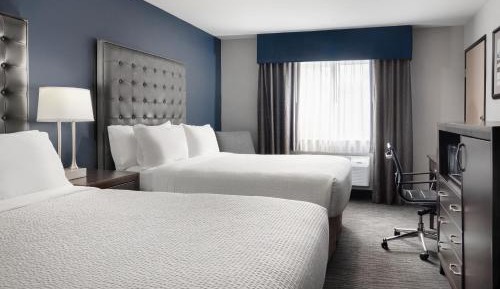 Queen Suite with Two Queen Beds