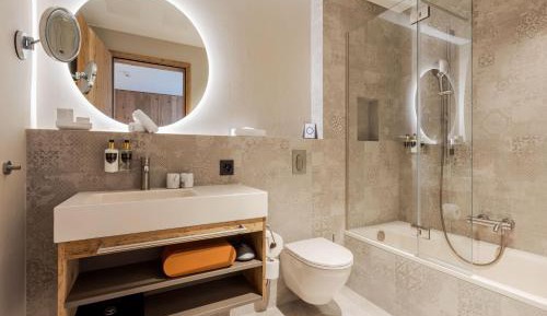 Street View Deluxe Room