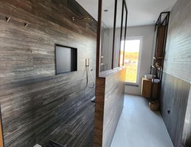 King Room with Pool View