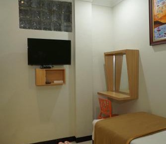 Economy Twin Room