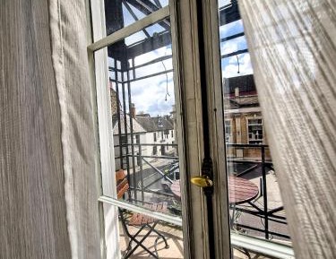 Deluxe Double Room with Balcony - No Dogs