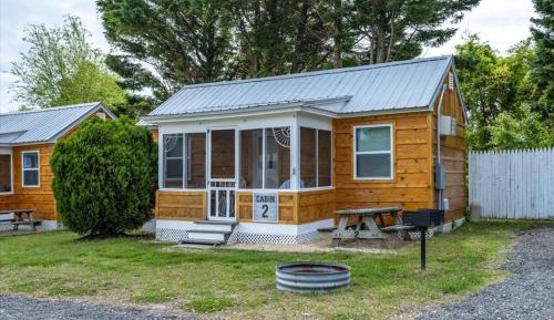 One-Bedroom Bungalow