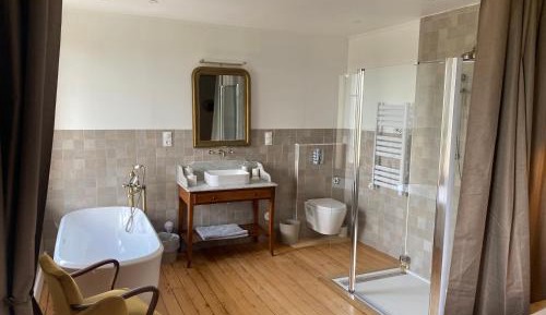 Suite with Pool View