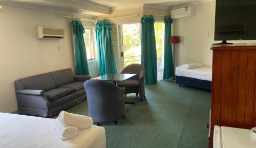 1 Queen 1 Single with SPA