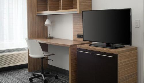 King Studio with Sofa Bed