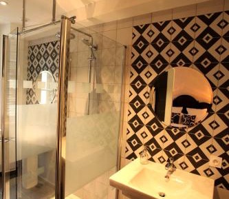 Deluxe Double Room with Shower