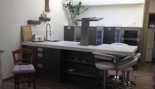 Two-Bedroom Apartment (5 Adults)