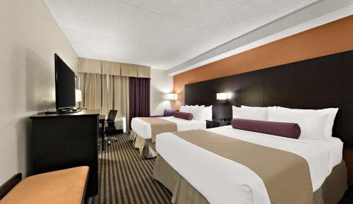 Queen Room with Two Queen Beds - Non-Smoking