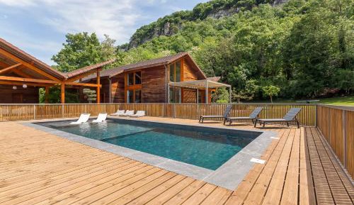 Superior Villa