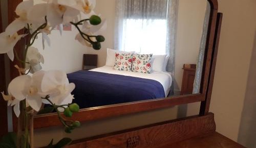 Queen Room with Garden View