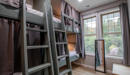 Queen Room with Shared Bathroom
