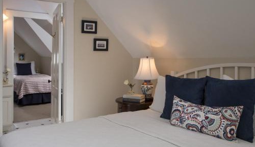 Two-Bedroom King Suite