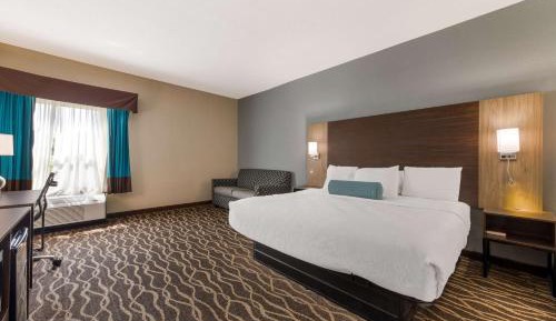 King Room with Sofa Bed