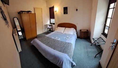 Double Room with Mountain View