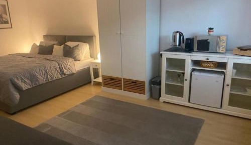 Quadruple Room with Private Bathroom