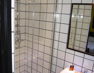 Double Room with Private External Toilet 