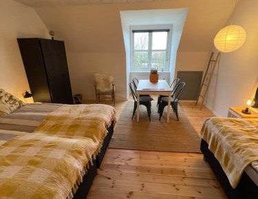 Apartment With Shared Bathroom