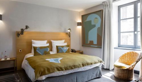 Prestige Room