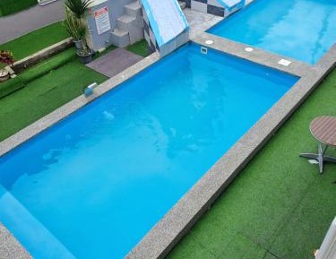 Superior Family Room