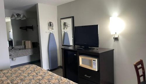 King Room - Non-Smoking