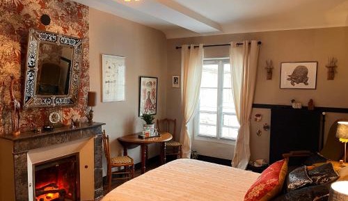 Double Room with Shared Bathroom