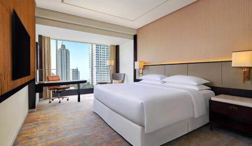 Deluxe Guest Room, 1 King Bed