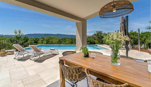 Four-Bedroom Vacation Home