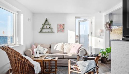 Three-Bedroom Townhouse
