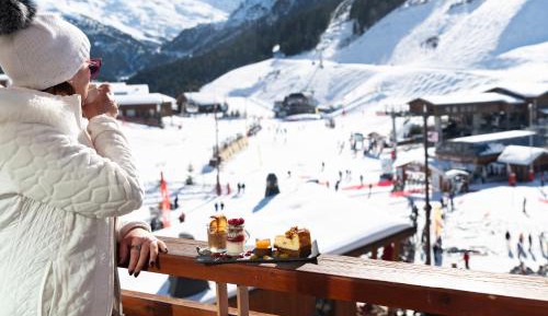 Double room with ski slopes view - South Side