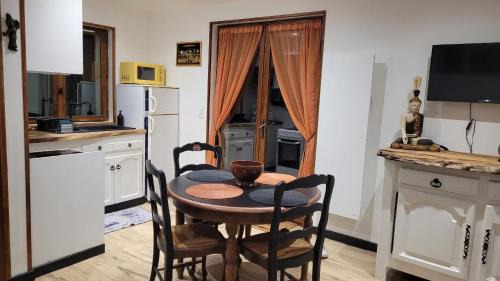 Studio with Garden View