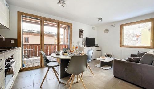 Apartment with Balcony