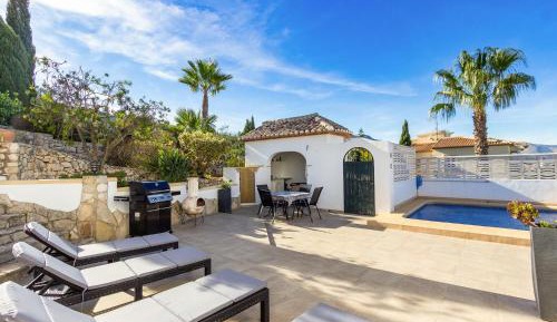 Three-Bedroom Vacation Home 