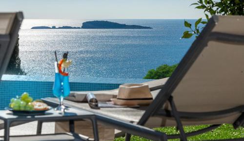 Villa with Sea View