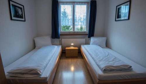 Quintuple Room
