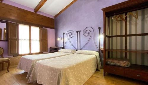 Twin Room with Bathroom
