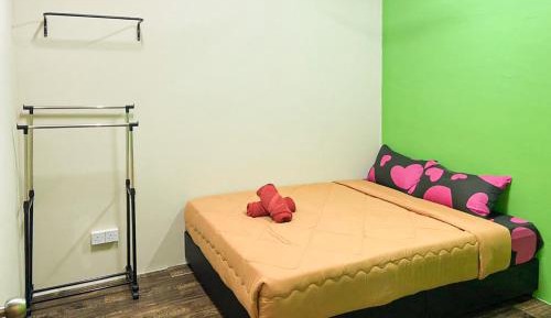 Standard Double Room with Shared Bathroom