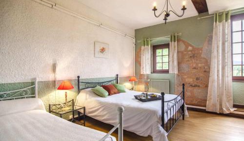 Comfort Triple Room