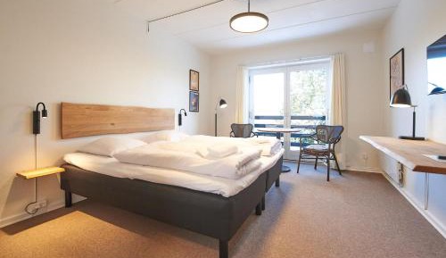 Double or Twin Room with Terrace