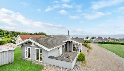 Three-Bedroom Vacation Home 
