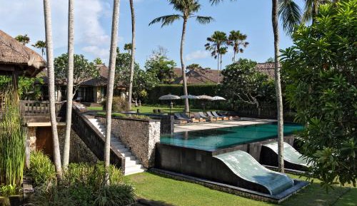 5BR Luxury Villa | Ocean View, Cinema, Shared Tennis Court, Full Service, Event Ready