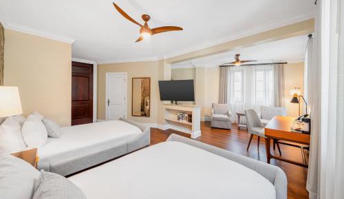 Double Bed Suite