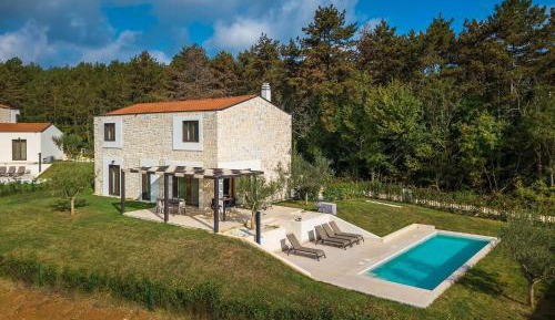 Four-Bedroom Vacation Home