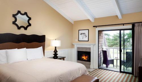Standard King Room with Fireplace